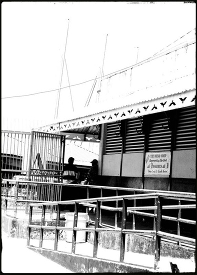 Sur le port de Castries